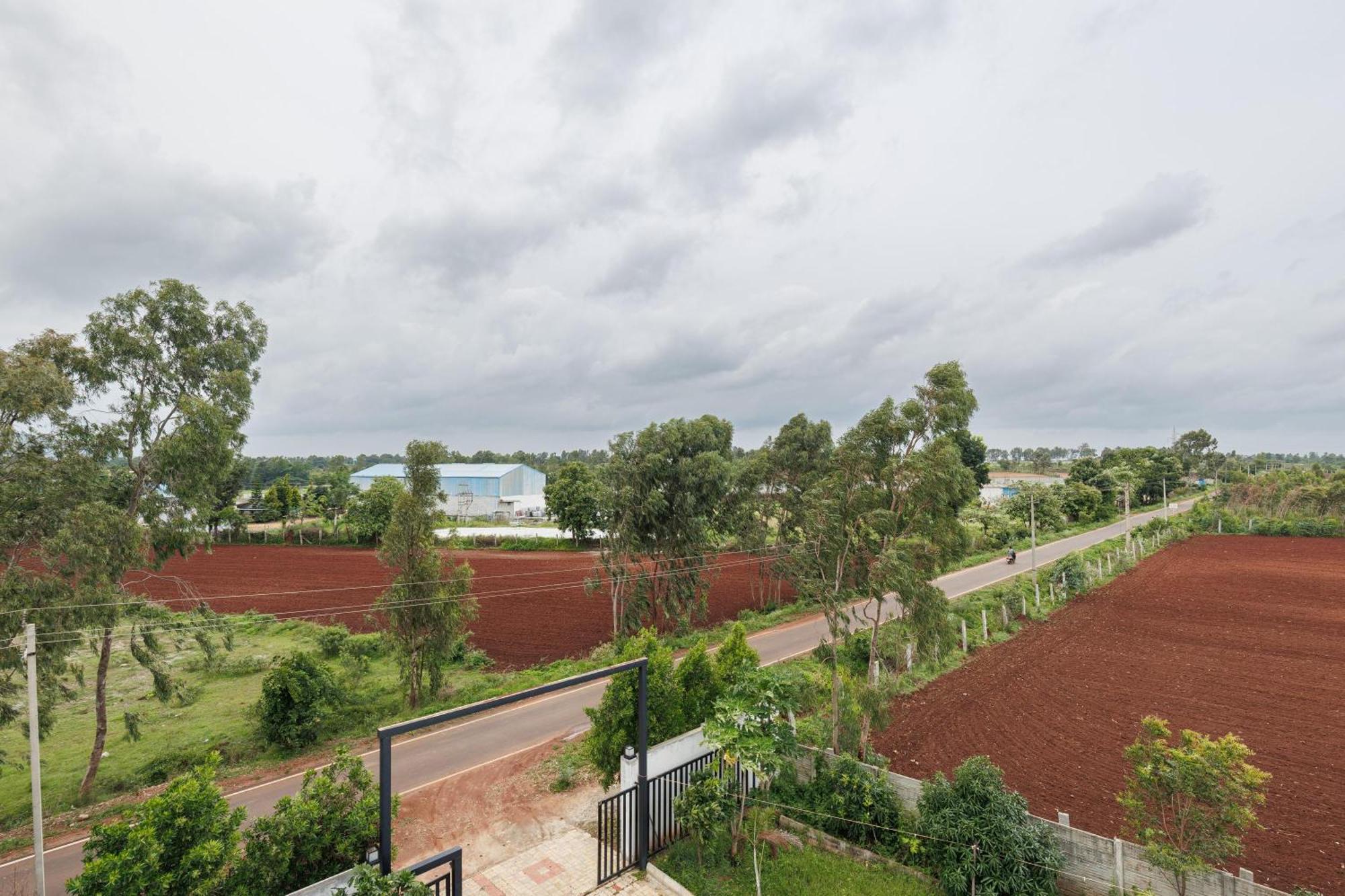 Celestial Sapphire Villa Pvt Pool Veg Food 4Bhk Dod Ballāpur Buitenkant foto