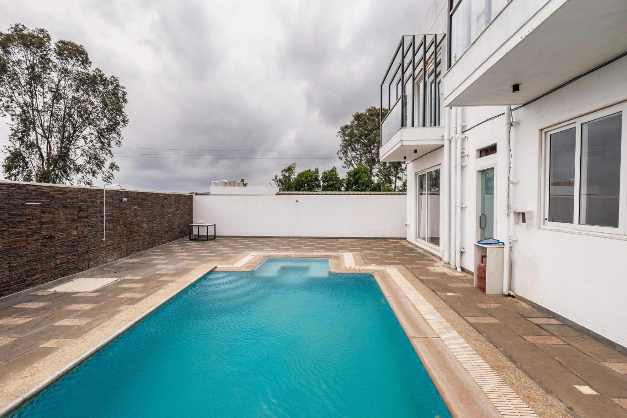 Celestial Sapphire Villa Pvt Pool Veg Food 4Bhk Dod Ballāpur Buitenkant foto