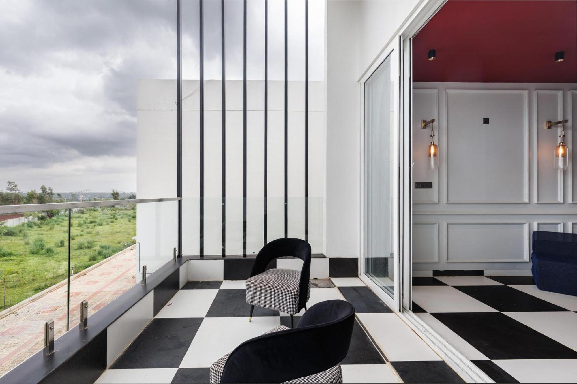 Celestial Sapphire Villa Pvt Pool Veg Food 4Bhk Dod Ballāpur Buitenkant foto