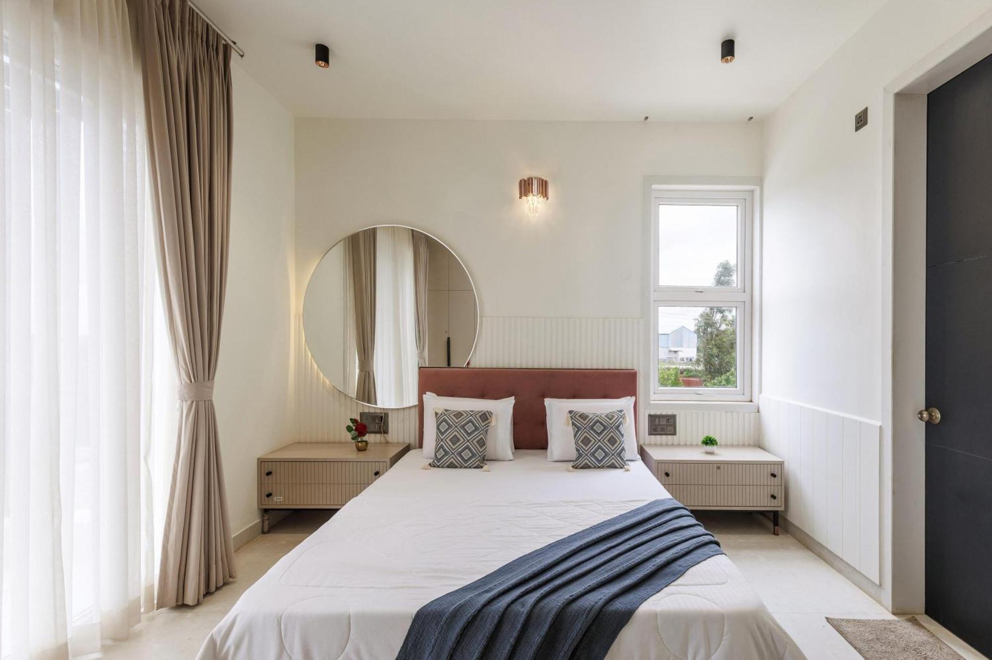 Celestial Sapphire Villa Pvt Pool Veg Food 4Bhk Dod Ballāpur Buitenkant foto