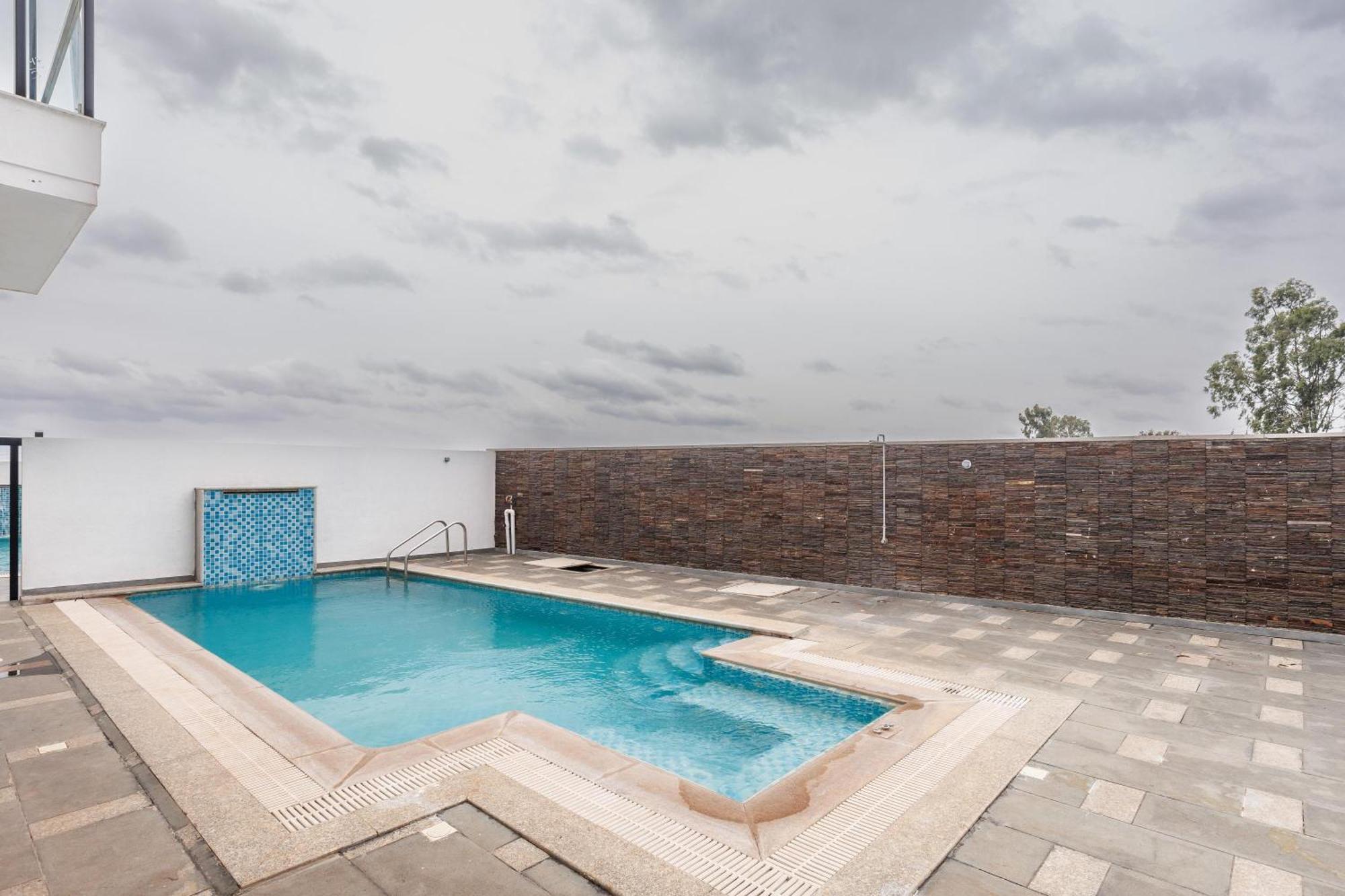 Celestial Sapphire Villa Pvt Pool Veg Food 4Bhk Dod Ballāpur Buitenkant foto